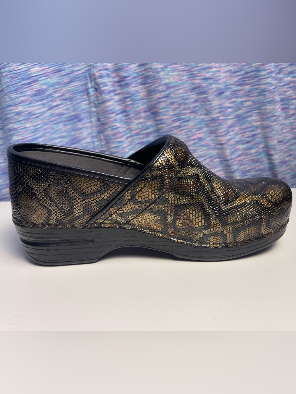 Dansko Python Print Clogs Size 8.5-9 - Picture 6 of 10